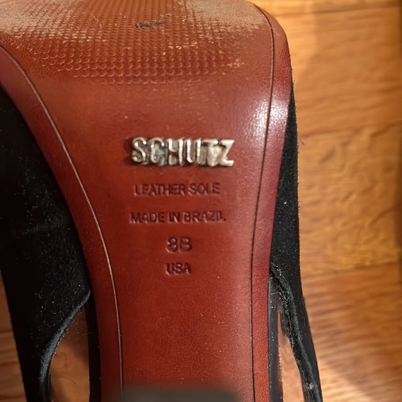 Schutz black suede cutout round toe platform pump size 8  - 4.5in heels - Picture 8 of 8